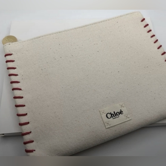 Chloe Parfum Canvase Pouch. "5 x 4". NEW IN BOX! - Picture 3 of 7